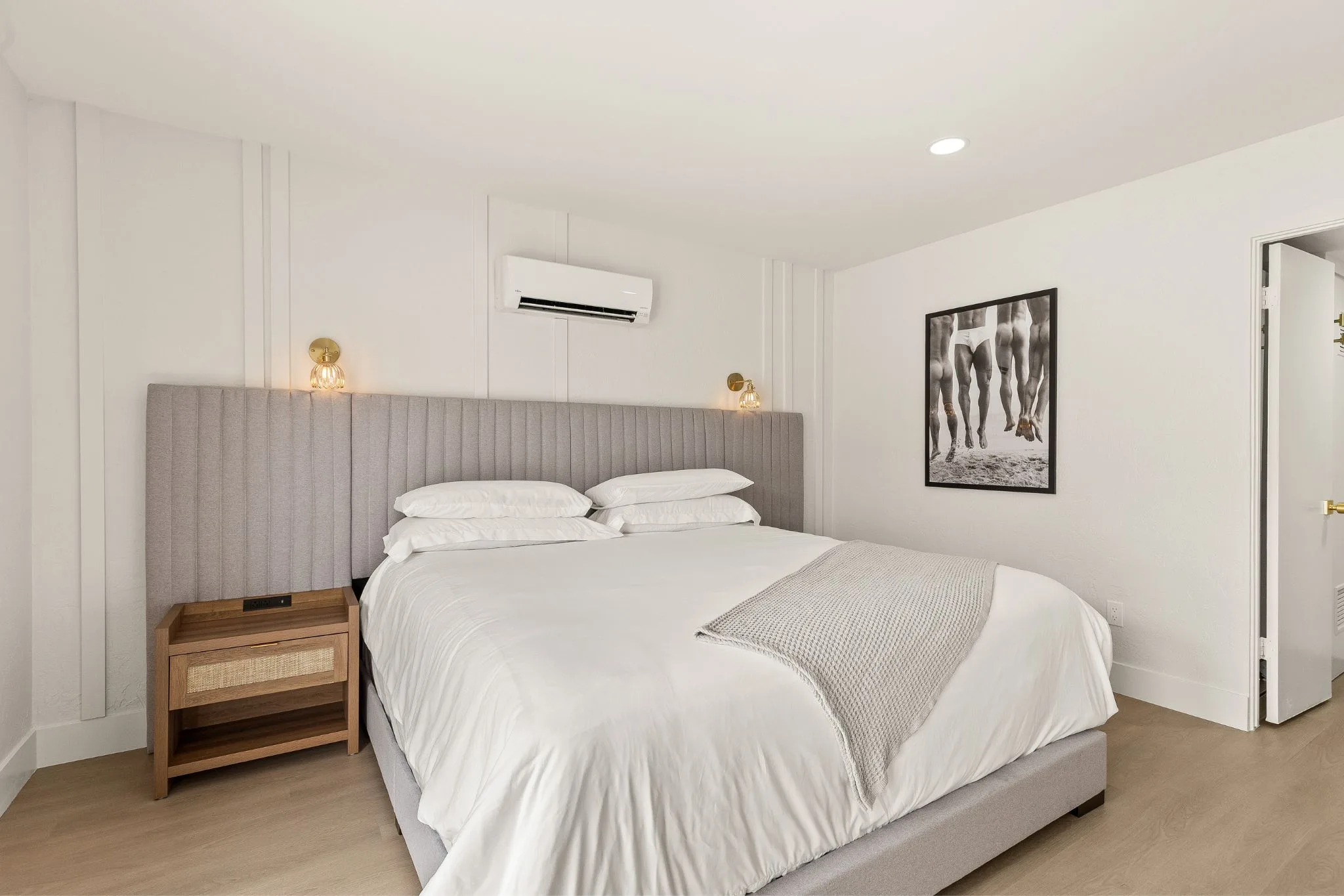 Superior Premium King Room - Casa Oliver Hotel & Resort